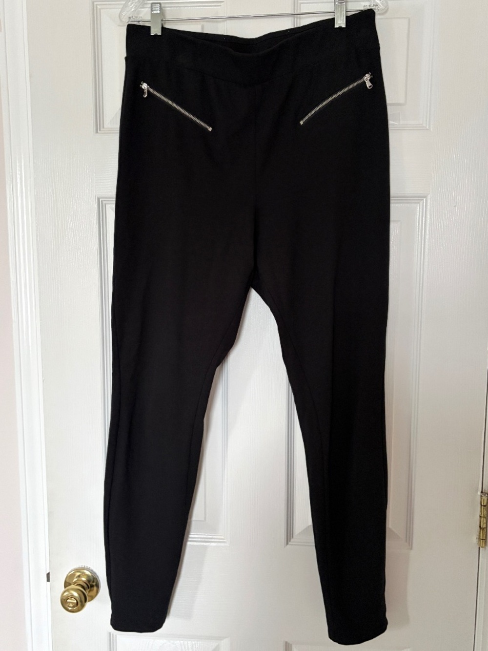 A New Day Black Pants with Zipper Pockets Size Large